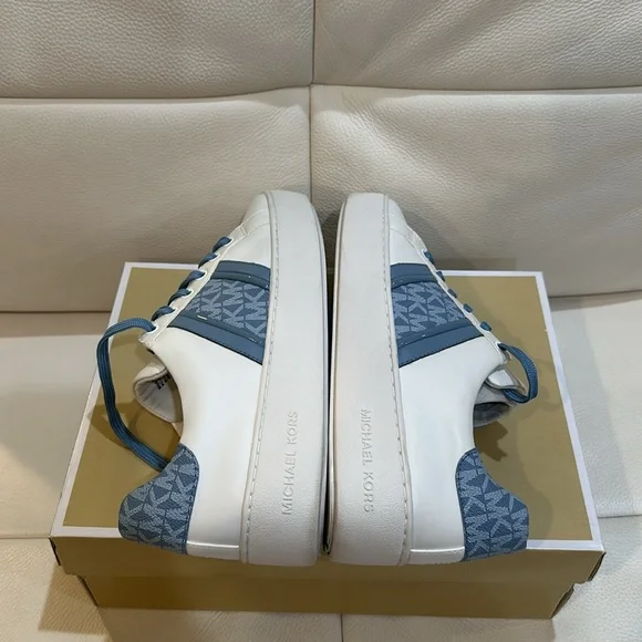 Michael Kors Poppy Leather and Logo Stripe Sneaker in Size 8.5 with Box - Picture 6 of 11